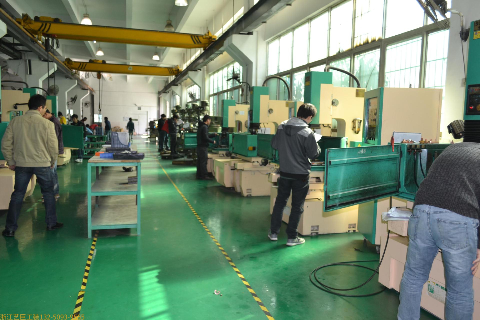 工業(yè)廠房模具廠裝修施工裝飾改造翻新