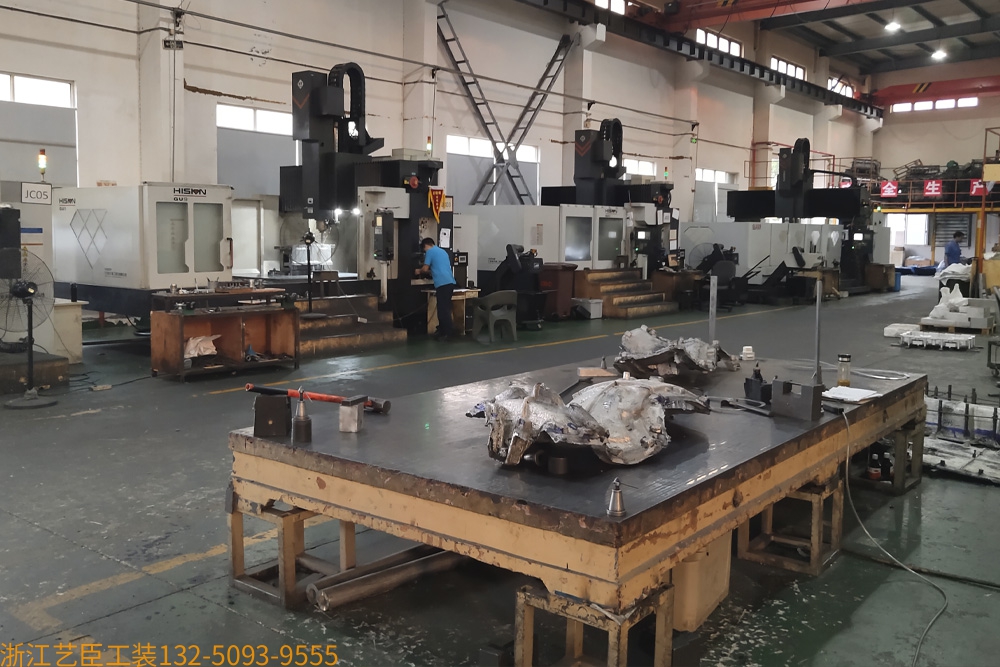 工業(yè)廠房模具廠裝修施工裝飾改造翻新